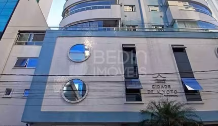 Apartamento 02 suítes locação temporada Centro Balneário Camboriú