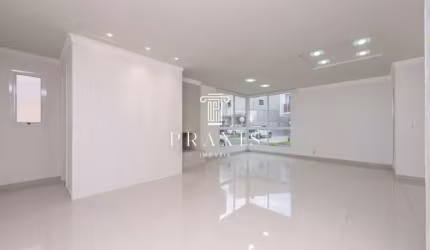Casa em condomínio fechado com 4 quartos à venda na Rua Antônio Turíbio Teixeira Braga, 136, Butiatuvinha, Curitiba, 354 m2 por R$ 1.950.000