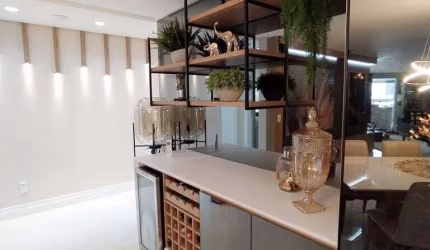 APARTAMENTO DIFERENCIADO - 3 SUÍTES - 5 VAGAS - VISTA MAR - ÁREA DE LAZER COMPLETA