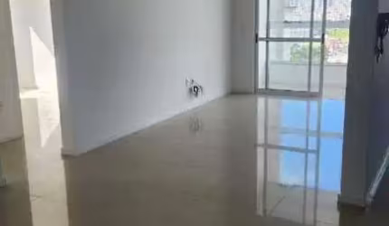 APARTAMENTO EM ANDAR ALTO - 3 DORMITÓRIOS - 2 VAGAS - ÁREA DE LAZER COMPLETA