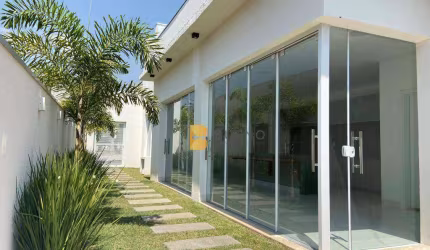 CASA TÉRREA - VENDA - LOCAÇÃO - Condomínio Florais Cuiabá Residencial - Cuiabá/MT