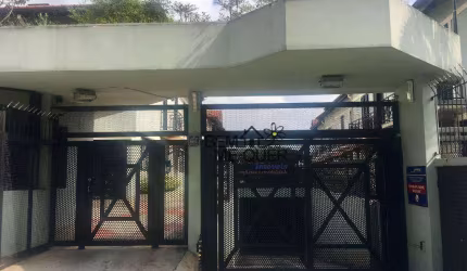 LINDO SOBRADO  EM CONDOMINIO FECHADO