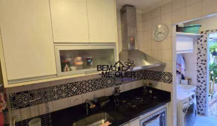 LINDO SOBRADO DE CONDOMINIO