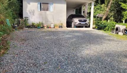 Sítio com casa na área rural de Camboriú,