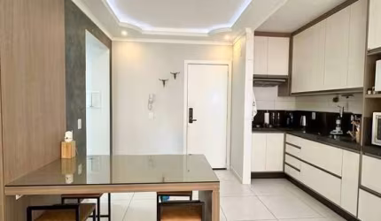 Apartamento em ótima localização, poucos minutos da praia, em Camboriú