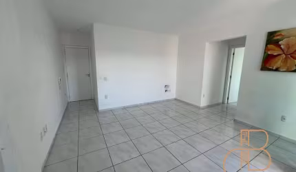 LOCAÇÃO - Apartamento de 01 dormitório, próximo ao centro de Camboriú
