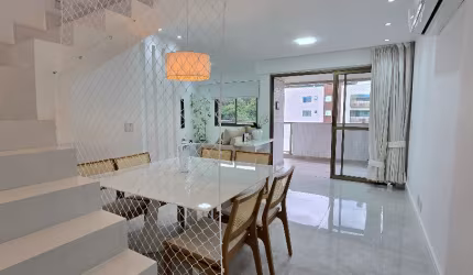 Freguesia. Cobertura Dúplex para Venda com 210m² com 2 Salões, 4 Suítes e 2 Vagas de Garagem.