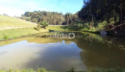 Chácara / sítio com 3 quartos à venda em Taquarova, Araucária , 600 m2 por R$ 699.000