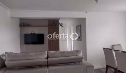 Apartamento com 3 quartos à venda no Porto das Laranjeiras, Araucária , 77 m2 por R$ 290.000