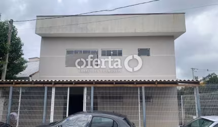 Casa comercial à venda no Tatuquara, Curitiba  por R$ 400.000