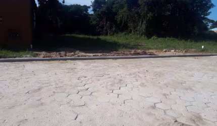 TERRENO AO LADO DO POSTO DE SAÚDE, ÓTIMA LOCALIZAÇÃO