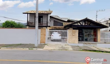 Casa com 3 dormitórios à venda, 174 m² por R$ 4.000.000,00 - Ariribá - Balneário Camboriú/SC