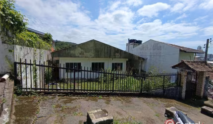 Terreno à venda, 273 m² por R$ 900.000,00 - Nações - Balneário Camboriú/SC