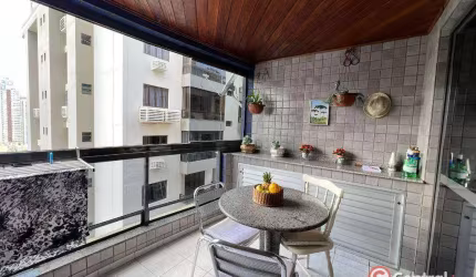 Apartamento com 3 dormitórios sendo 1 suíte, 96 m² para locação de temporada por R$ 900,00/diária, Balneário Camboriú/SC