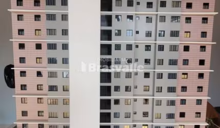Apartamento a venda no condomínio Osmário De Saraiva no bairro Centro