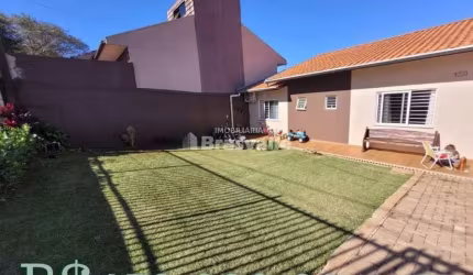 Casa com 3 quartos à venda no Brazmadeira, Cascavel , 96 m2 por R$ 450.000