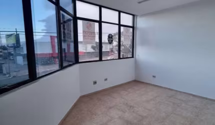 Sala para alugar  no bairro Centro