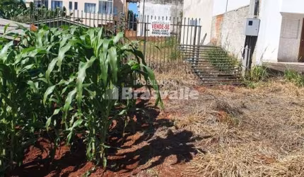 Terreno de 200m² no Bairro Claudete - Excelente localização!