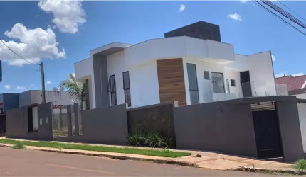 Casa com 3 quartos à venda no Universitário, Cascavel , 300 m2 por R$ 2.500.000