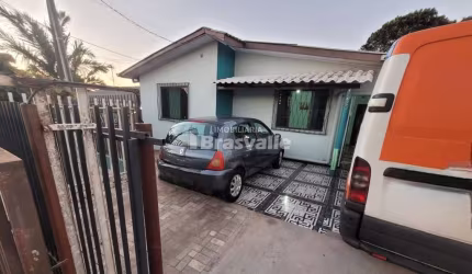 Casa com 3 quartos à venda no Floresta, Cascavel , 154 m2 por R$ 530.000