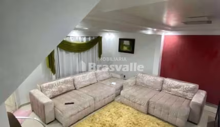 Casa com 4 quartos à venda no Xaxim, Curitiba , 250 m2 por R$ 900.000