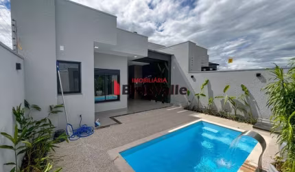 Casa a venda no bairro Recanto Tropical