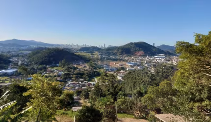 Terreno para Venda no bairro Rio Pequeno em Camboriú, 2 quartos, 1 vaga, 750 m² de área total, 750 m² privativos,