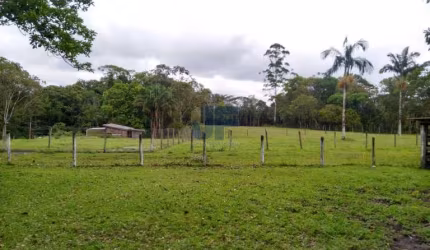 Fazenda para Venda no bairro Centro em Guarapuava, 6 vagas, 620000000 m² de área total, 620000000 m² privativos,
