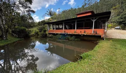 Sítio / Chácara para Venda no bairro MOURA em canelinha, 3 quartos sendo 2 suítes, 4 vagas, 3200 m² de área total, 3200 m² privativos,
