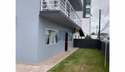 Casa para Venda no bairro Cedro em Camboriú, 4 quartos sendo 4 suítes, Semi-Mobiliado, 201 m² de área total, 201 m² privativos,