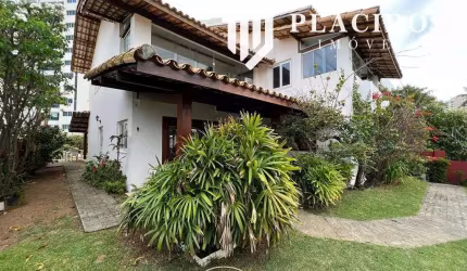 Casa à venda no Jardim Califórnia em  Patamares, Salvador - BA