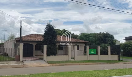 Casa à Venda em Boa Vista, Ponta Grossa - PR