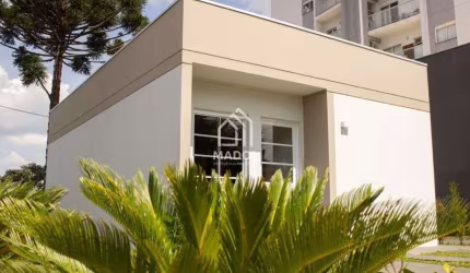 Casa à Venda em Cará-cará, Ponta Grossa - PR