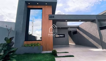 Casa com Piscina e Suíte no Parque dos Pinheiros - R$ 480.000,00