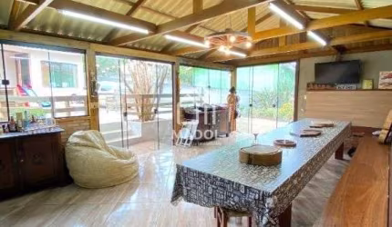 Casa à Venda em Colônia Dona Luiza, Ponta Grossa - PR
