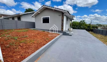 Casa à Venda em Contorno, Ponta Grossa - PR