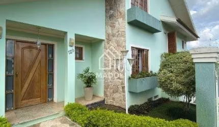 Casa à Venda em Jardim Carvalho, Ponta Grossa - PR