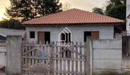 Casa à Venda em Uvaranas, Ponta Grossa - PR
