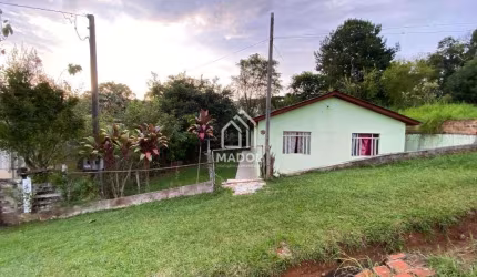 Casa à Venda em Uvaranas, Ponta Grossa - PR