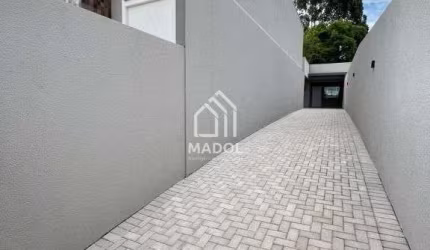 Sobrado à Venda em Oficinas, Ponta Grossa - PR