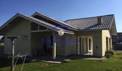 Casa com 4 quartos à venda no Daniela