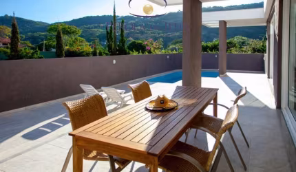 Casa com 4 quartos à venda no Lagoa Da Conceição
