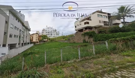 Terreno à venda no Canasvieiras