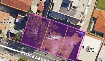 Terreno de 750 m² em Canasvieiras, a 80 metros da Praia, Ideal para Hotel ou Edifício Residencial