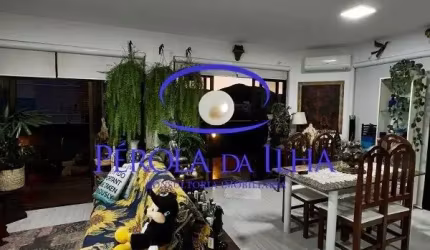 Em busca de um paraíso à beira mar? Esta cobertura é o lugar dos seus sonhos!