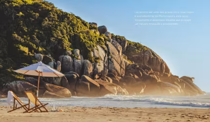 Venha viver com sofisticação e conforto no D/VERSE, um condomínio de alto padrão localizado a apenas 65 metros da praia.
