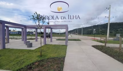 Terreno à venda na Rodovia Tertuliano Brito Xavier, 20, Canasvieiras, Florianópolis por R$ 600.000