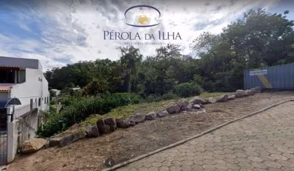 Terreno à venda na Trindade