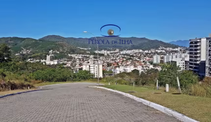 Terreno à venda na Servidão Deoscoro Peres, 96, Itacorubi, Florianópolis por R$ 1.175.000