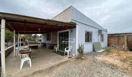 Casa com 3 quartos à venda no Itacolomi, Balneário Piçarras , 90 m2 por R$ 420.000